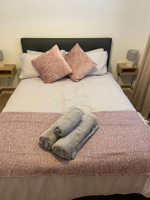 One Bedroom Ground Floor Flat Central チチェスター エクステリア 写真
