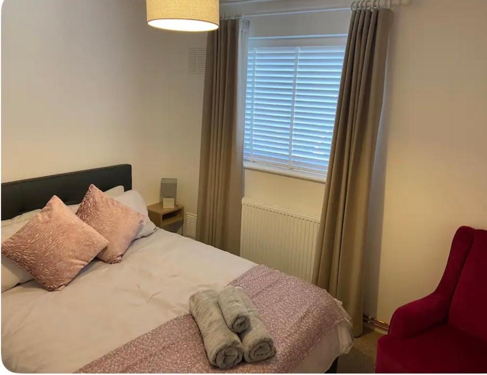 One Bedroom Ground Floor Flat Central チチェスター エクステリア 写真