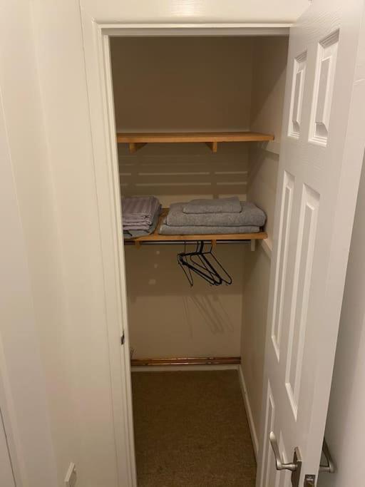 One Bedroom Ground Floor Flat Central チチェスター エクステリア 写真